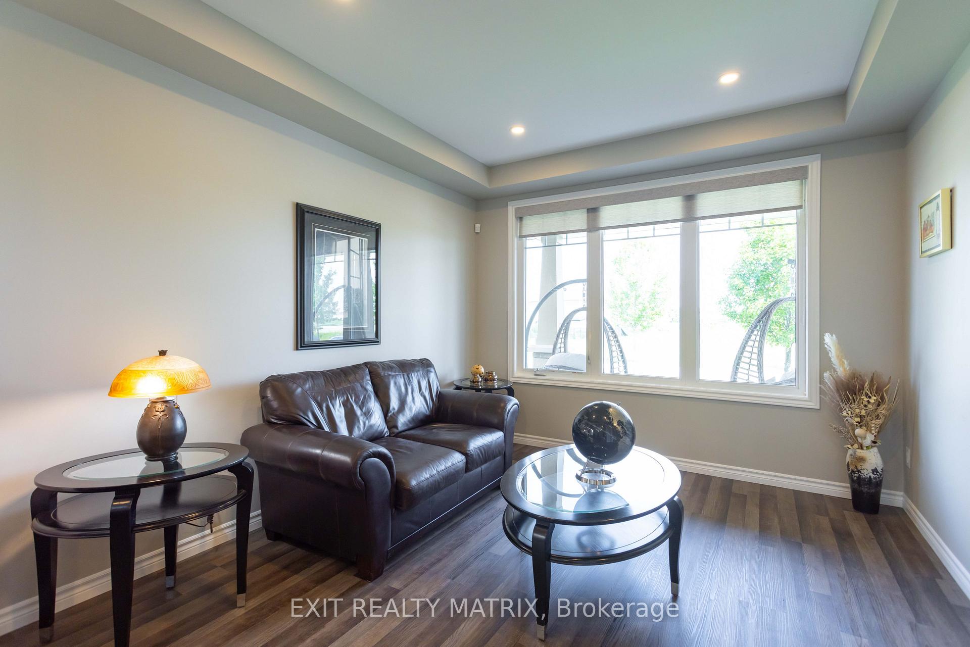 Photo 6 of 555 Arum Terrace, Ottawa, Avalon West — HOMEH