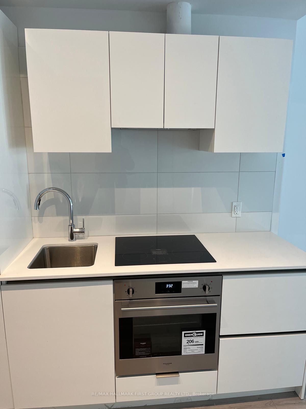 Photo 5 of Unit 1235, 230 Simcoe Street, Toronto, Kensington-Chinatown — HOMEH