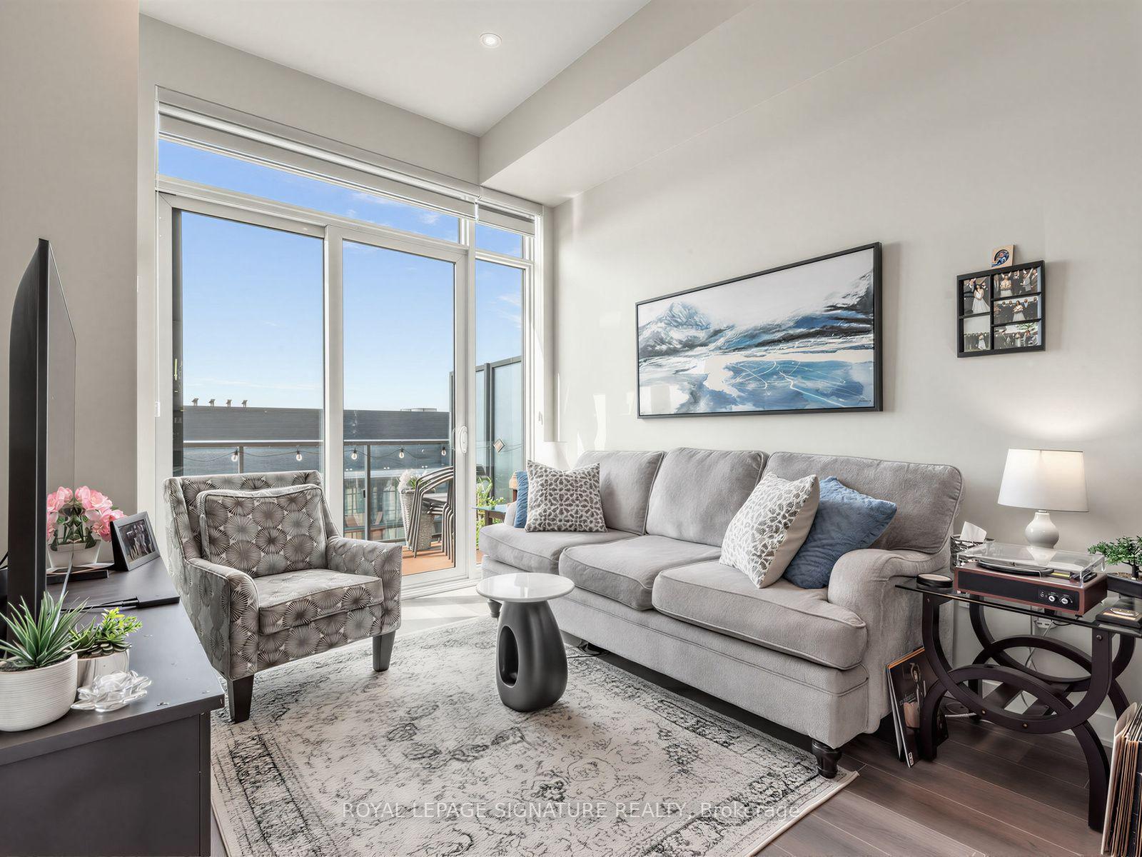 Photo 2 of Unit 1205, 100 Eagle Rock Way, Vaughan, Rural Vaughan — HOMEH