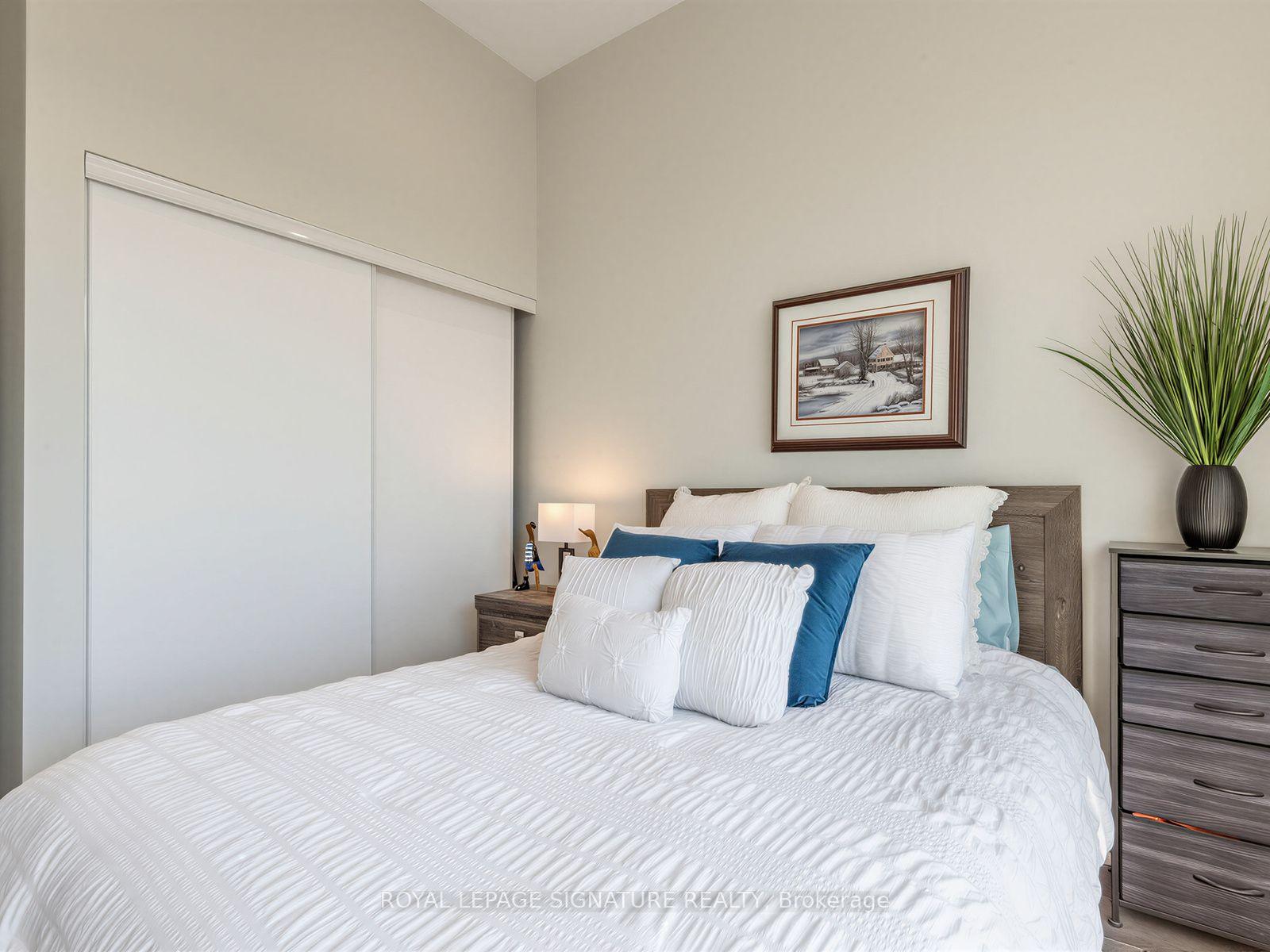 Photo 12 of Unit 1205, 100 Eagle Rock Way, Vaughan, Rural Vaughan — HOMEH