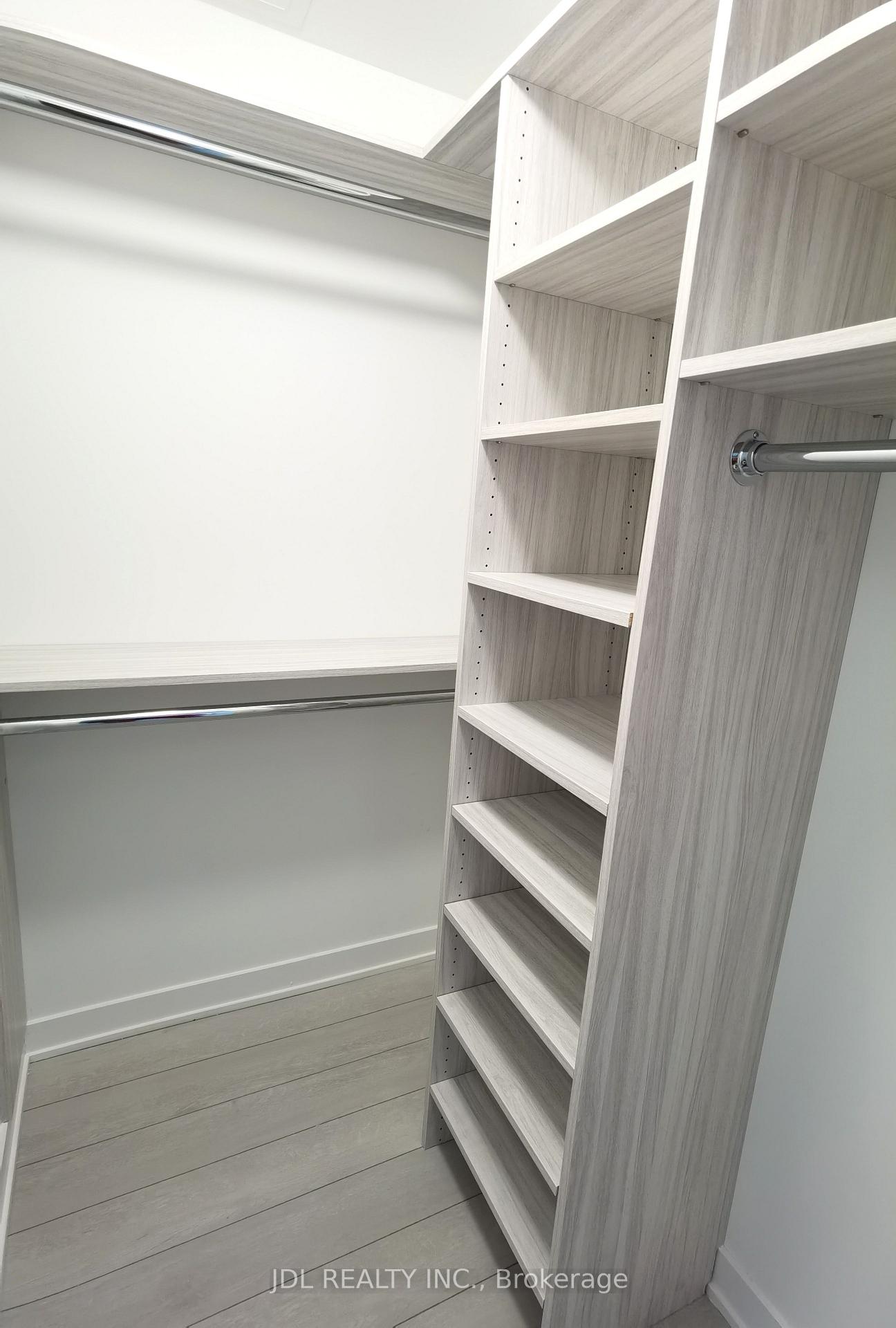 Photo 12 of Unit 806, 85 Oneida Crescent, Richmond Hill, Langstaff — HOMEH