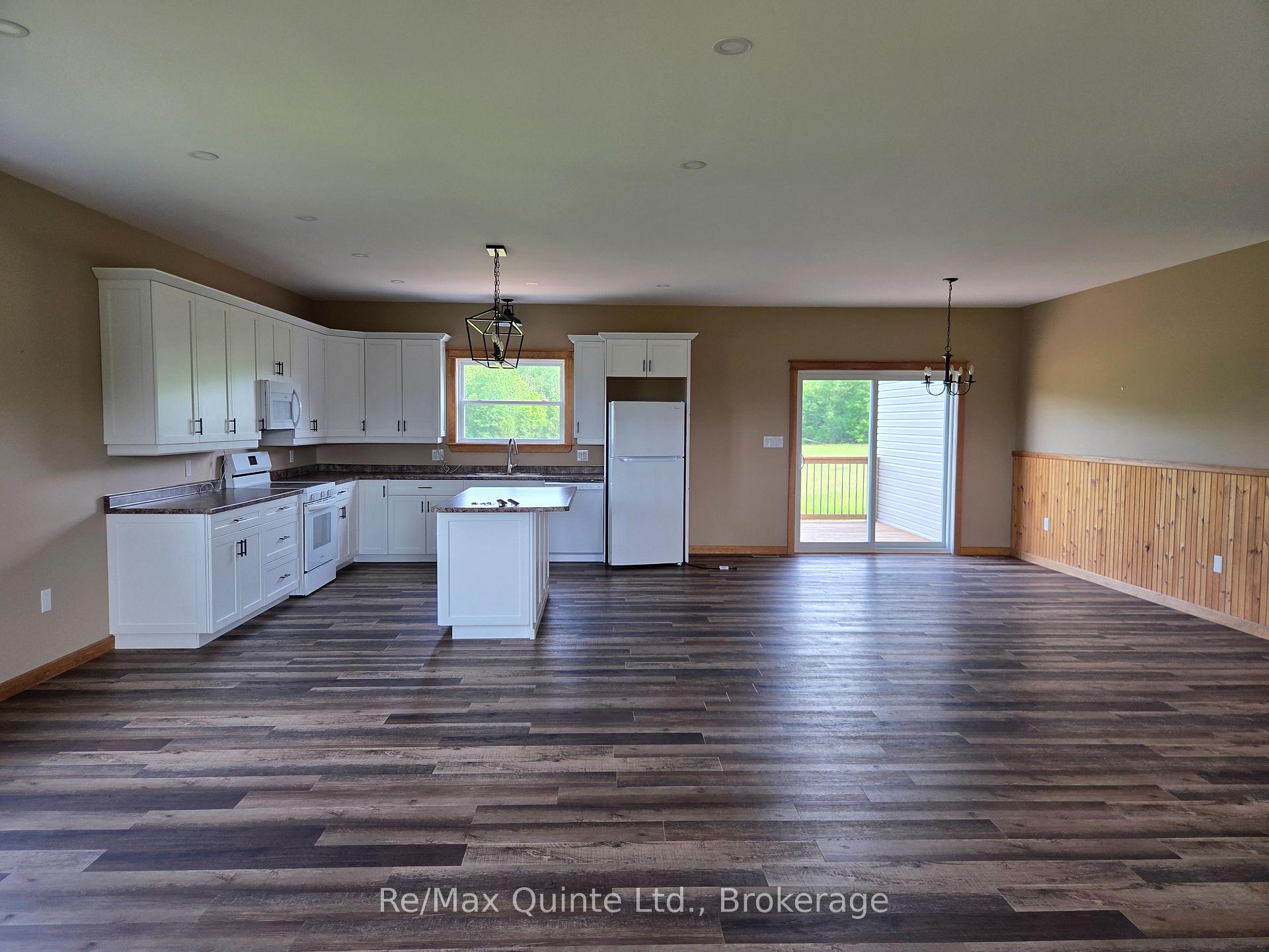Photo 5 of 202 Windmill Road, Tweed, Hungerford (Twp) — HOMEH