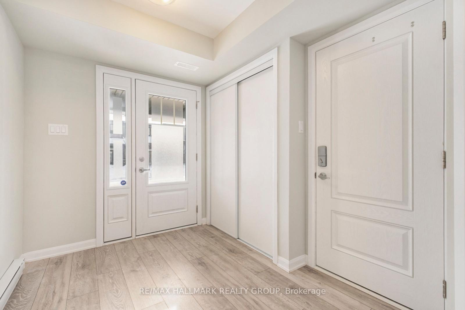 Photo 2 of 48 Teelin Circle, Ottawa, Barrhaven - Half Moon Bay — HOMEH