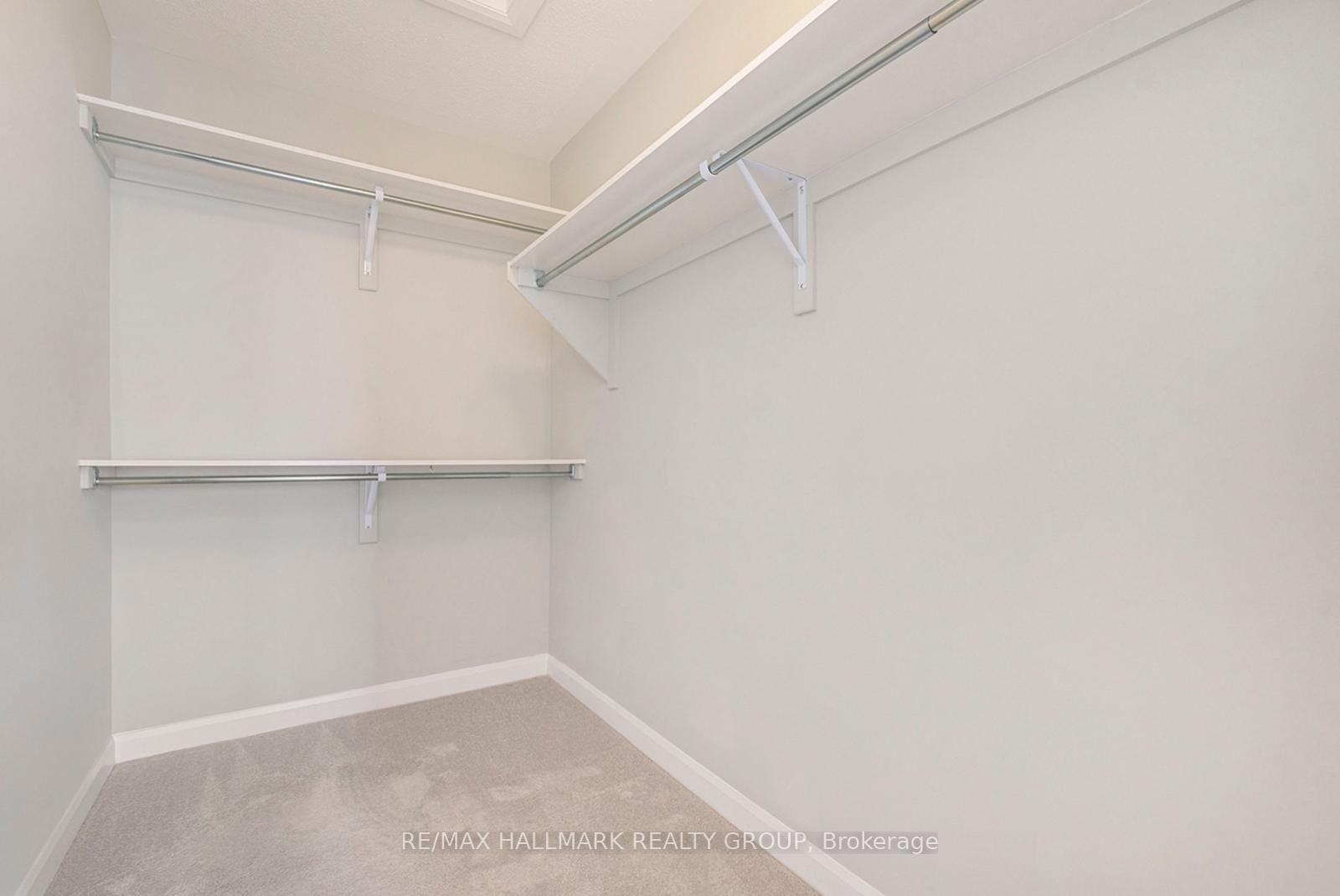 Photo 12 of 48 Teelin Circle, Ottawa, Barrhaven - Half Moon Bay — HOMEH