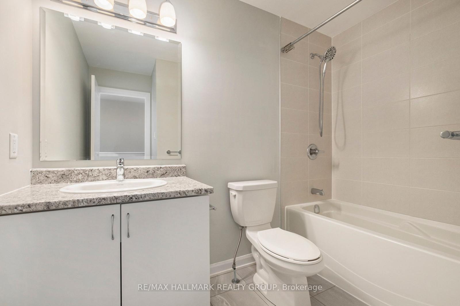 Photo 14 of 48 Teelin Circle, Ottawa, Barrhaven - Half Moon Bay — HOMEH
