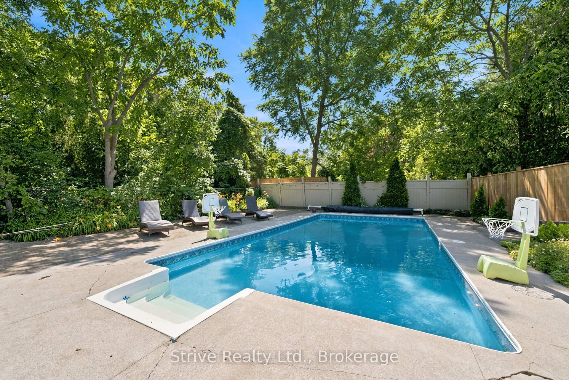 Photo 2 of 369 Walton Street, Cobourg — HOMEH