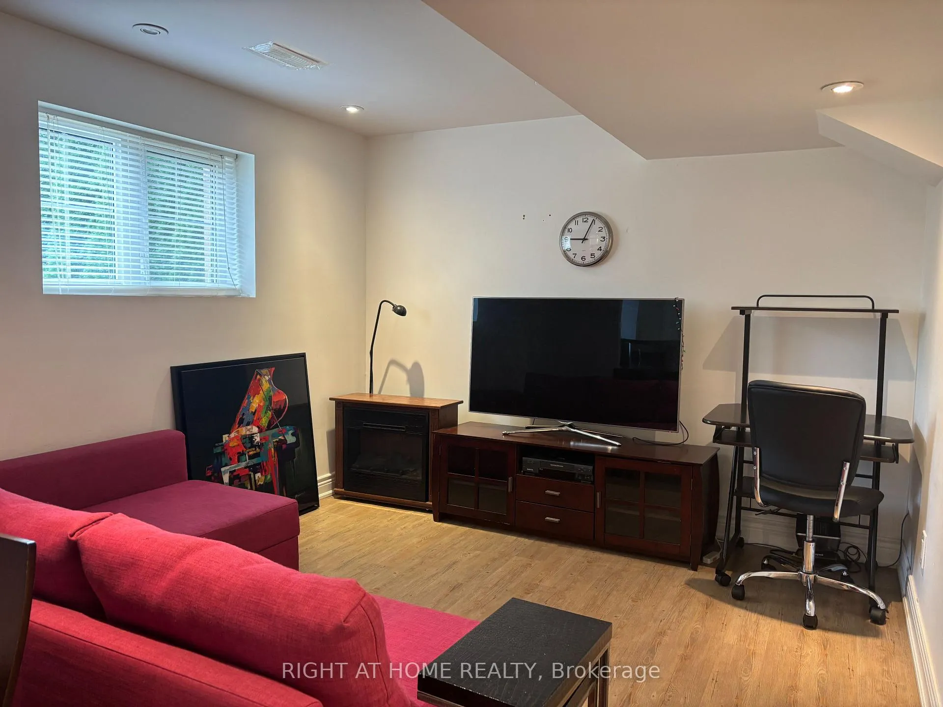 Photo 4 of Unit Lower, 256 Leiterman Drive, Milton, Willmott — HOMEH