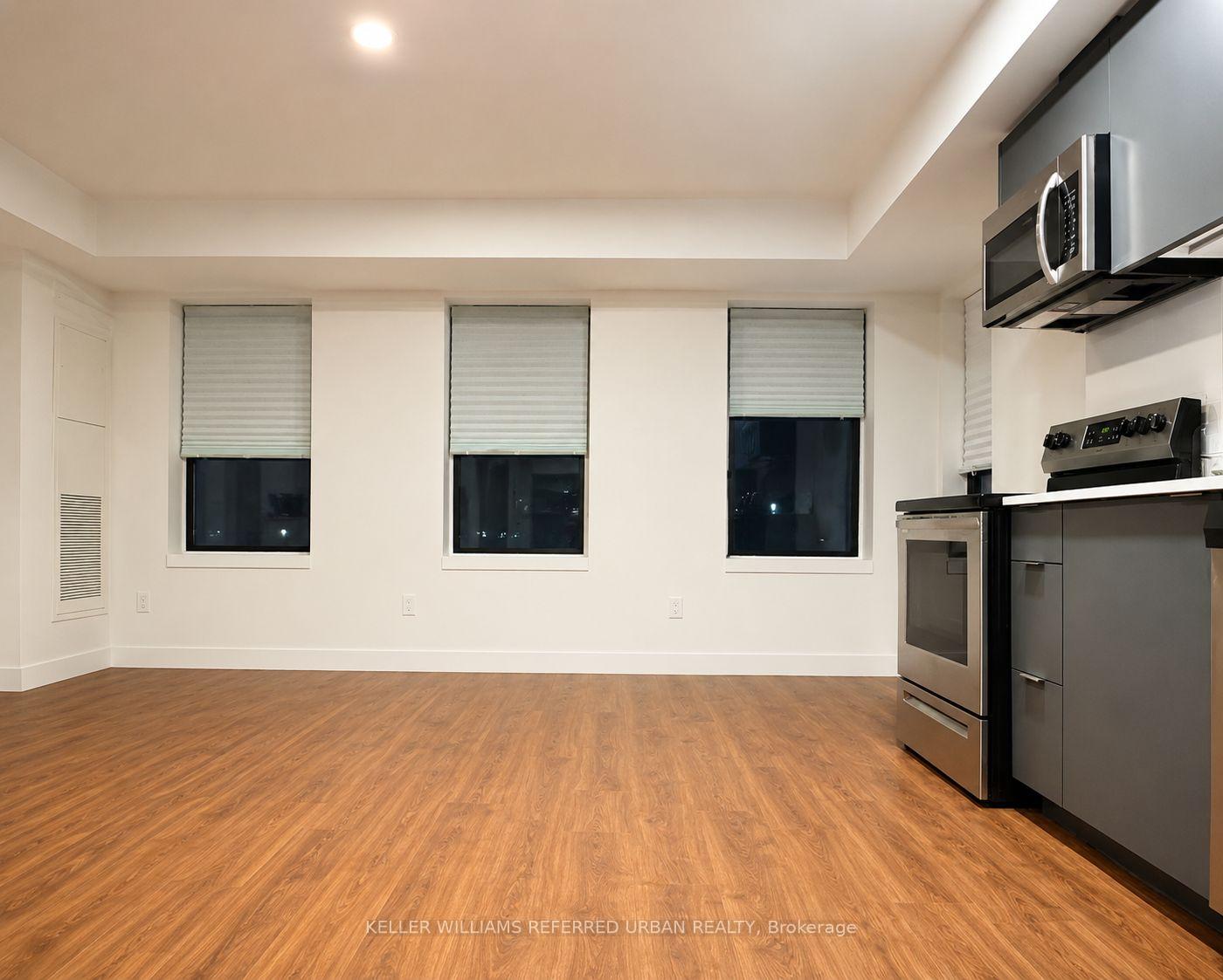 Front of Unit 211, 325 University Avenue W