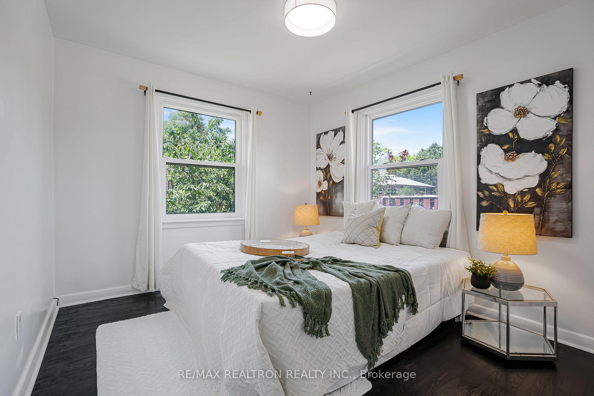 Photo 15 of 6 Stephenfrank Road, Scarborough, Bendale — HOMEH