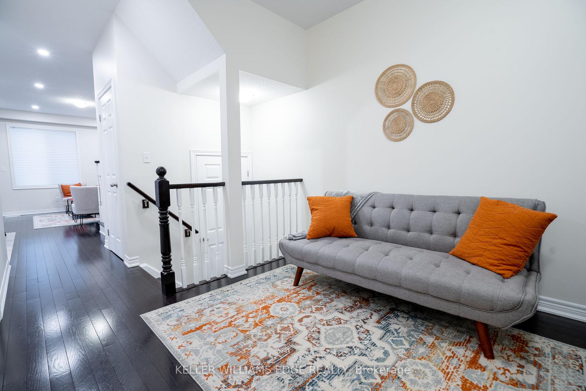 Photo 3 of 44 Medici Lane, Hamilton, Carpenter — HOMEH