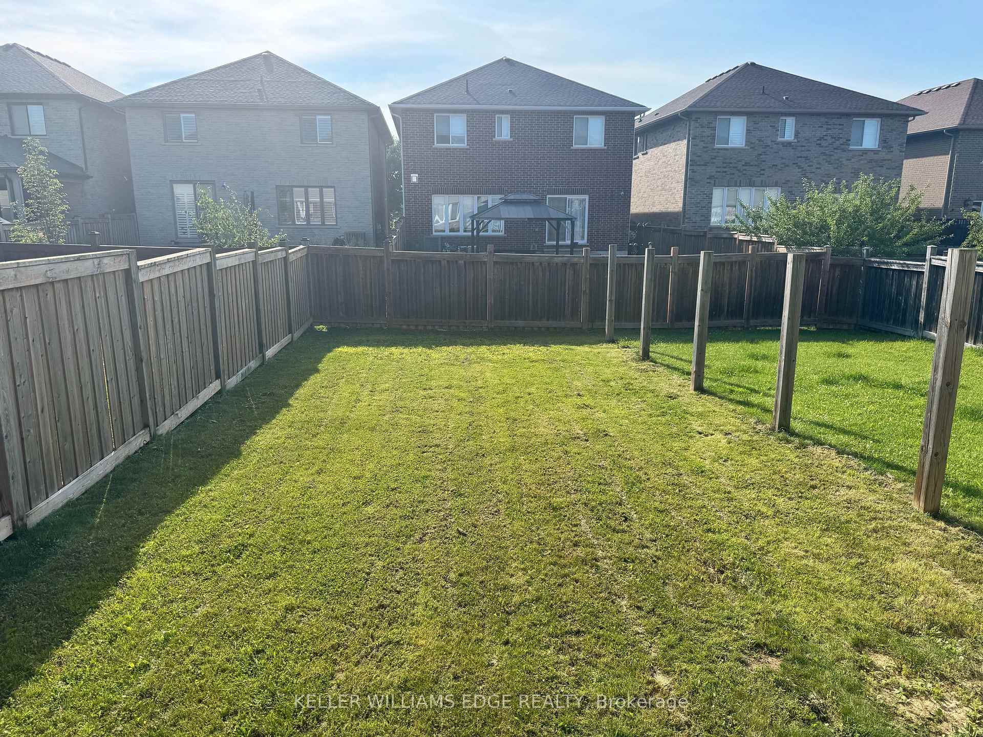 Photo 20 of 44 Medici Lane, Hamilton, Carpenter — HOMEH