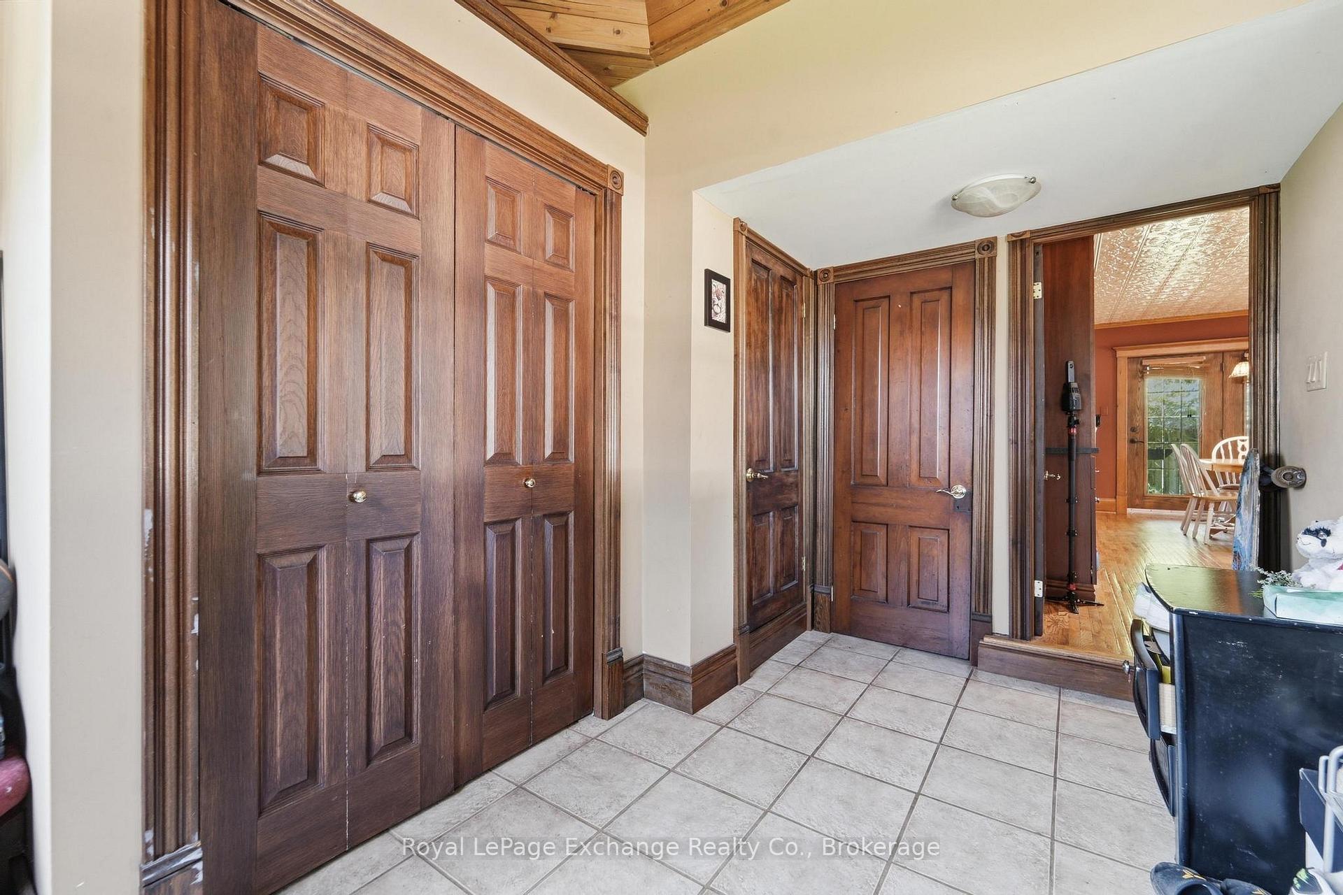 Photo 4 of 28 Wickham Street, Kincardine — HOMEH