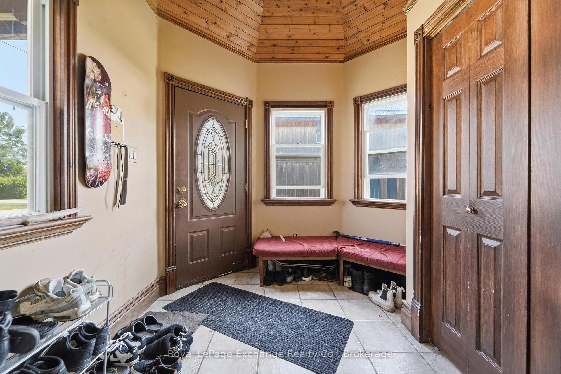 Photo 5 of 28 Wickham Street, Kincardine — HOMEH