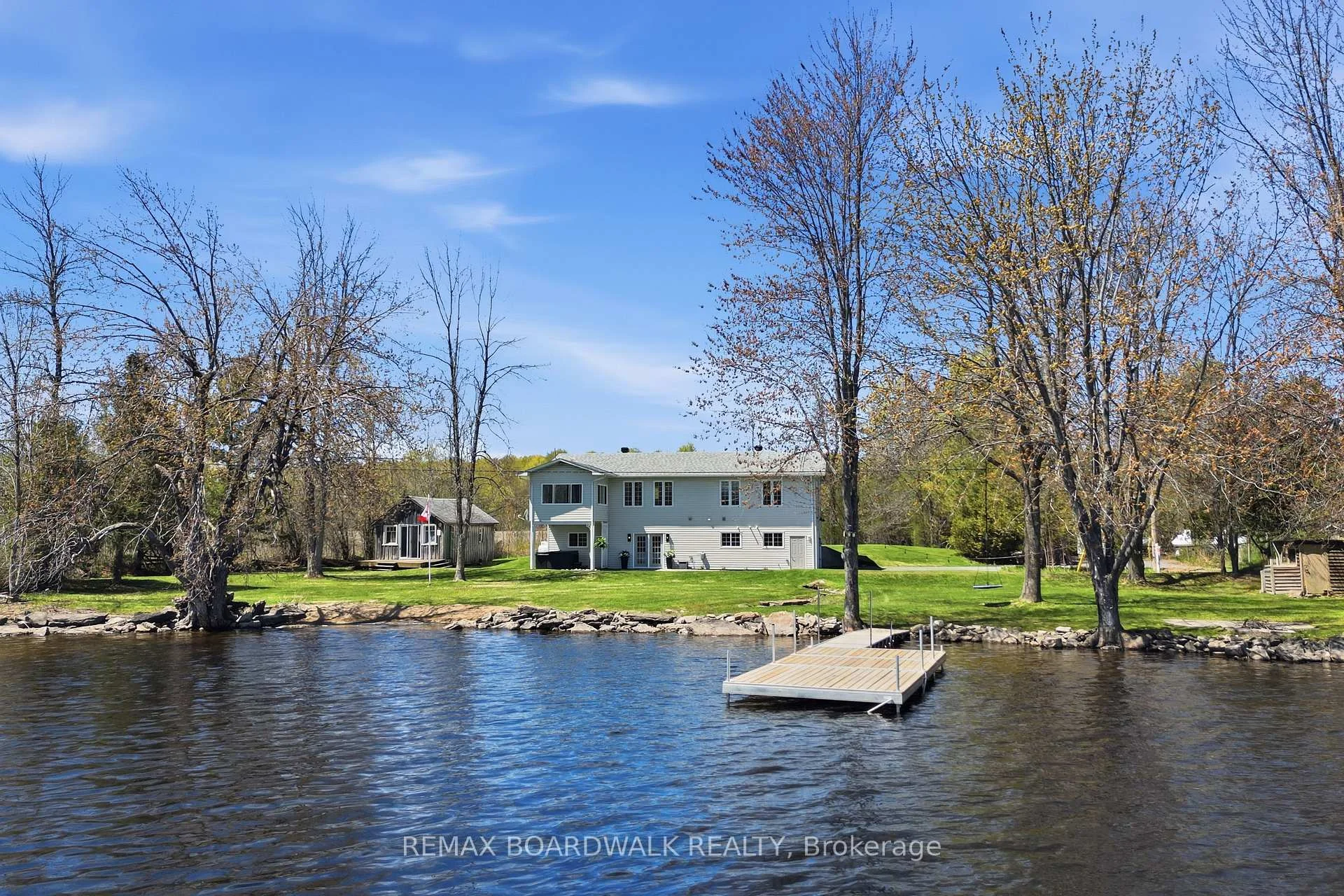 Photo 2 of 100 Mcculloughs Landing, Drummond/North Elmsley, Drummond N Elmsley (Drummond) Twp — HOMEH
