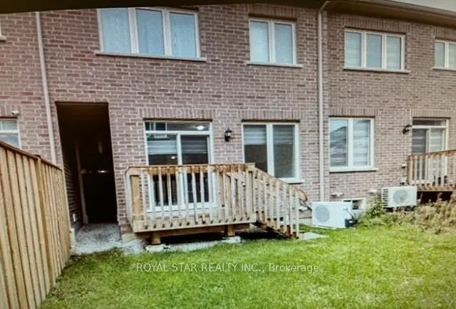 Photo 10 of 89 Finegan Circle, Brampton, Northwest Brampton — HOMEH