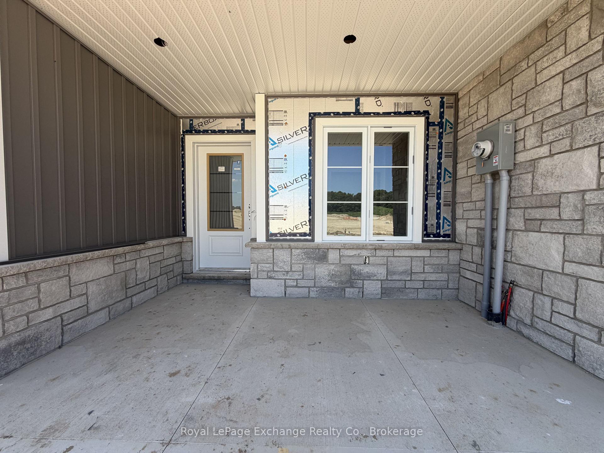 Photo 6 of Unit (Unit 12), 122 Tremble Drive, West Grey — HOMEH