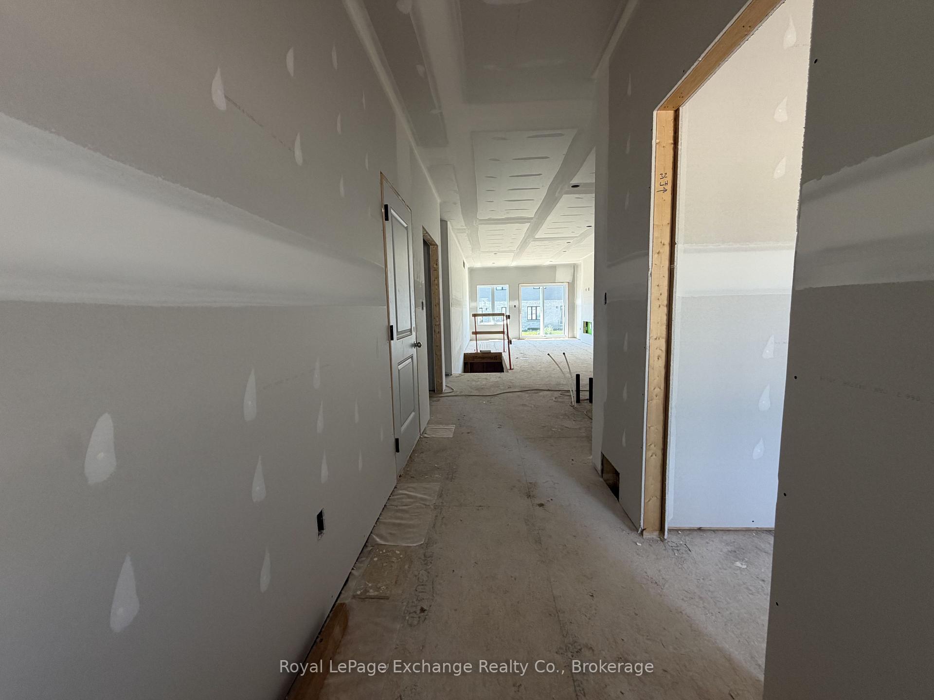 Photo 7 of Unit (Unit 12), 122 Tremble Drive, West Grey — HOMEH