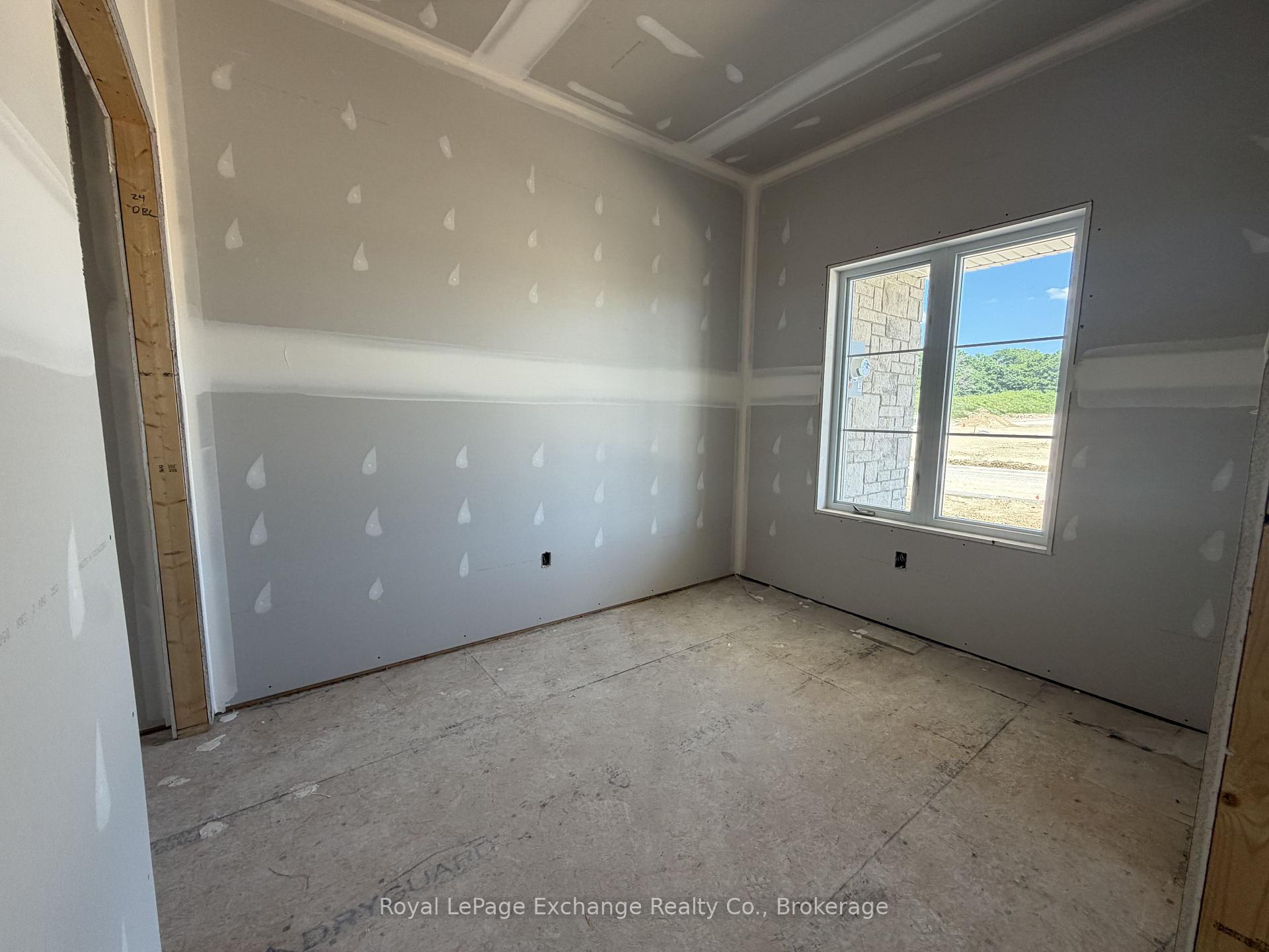 Photo 8 of Unit (Unit 12), 122 Tremble Drive, West Grey — HOMEH