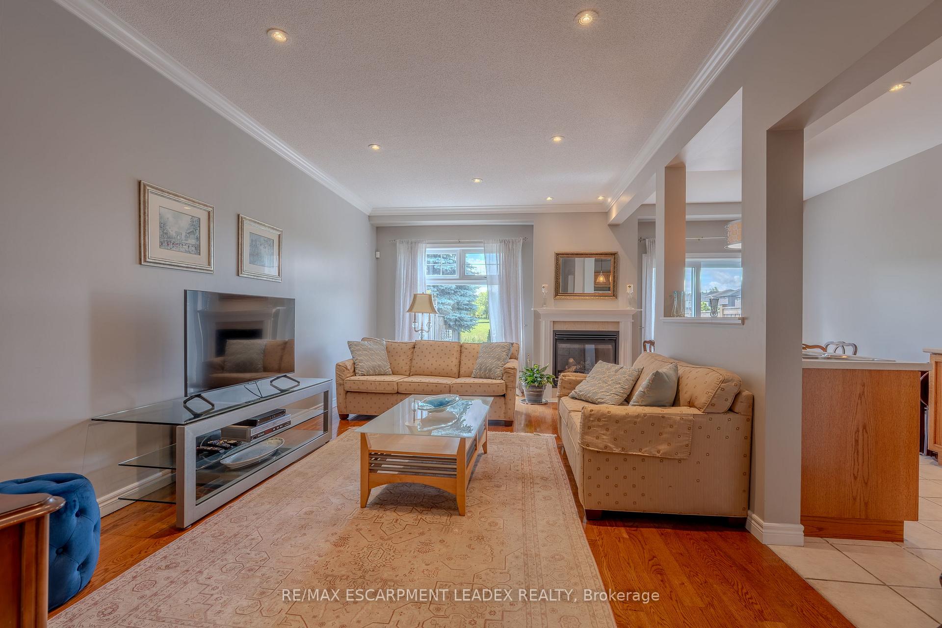 Photo 4 of 26 Olivia Place, Hamilton, Meadowlands — HOMEH