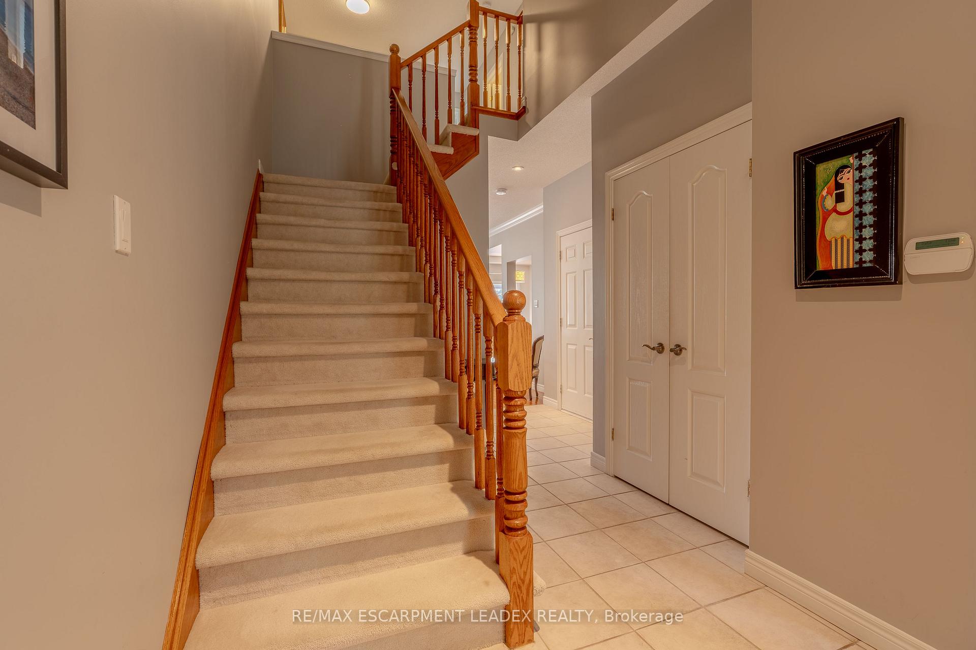 Photo 10 of 26 Olivia Place, Hamilton, Meadowlands — HOMEH