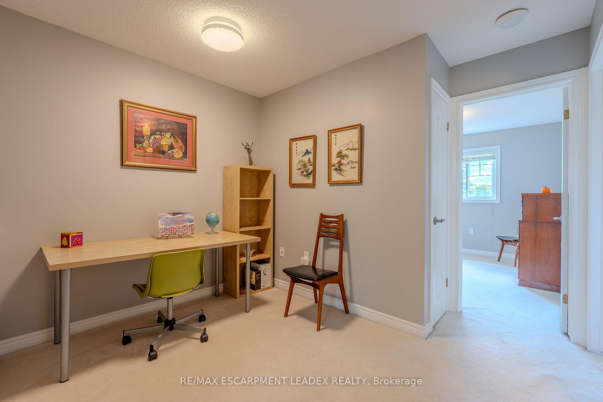 Photo 14 of 26 Olivia Place, Hamilton, Meadowlands — HOMEH