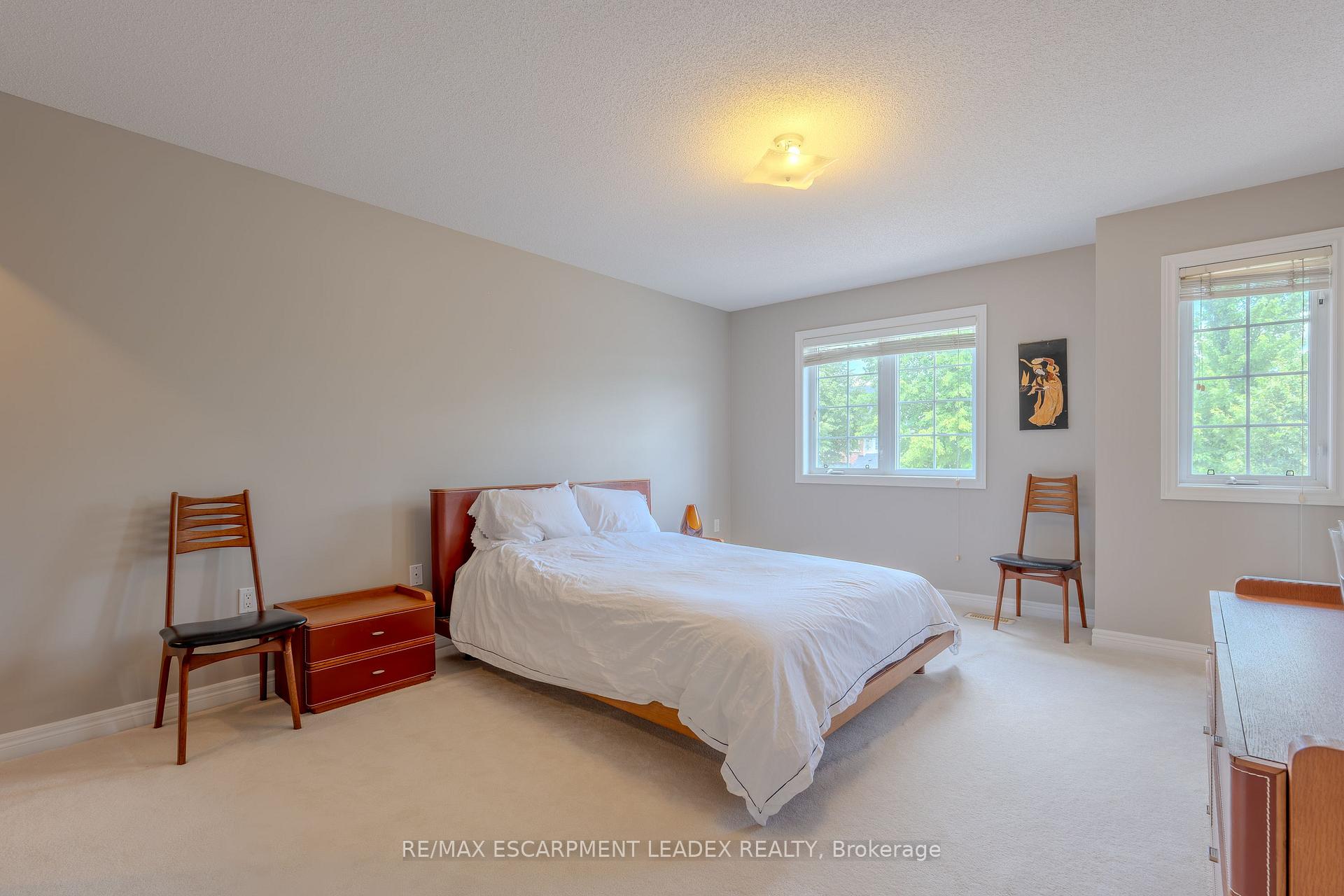 Photo 15 of 26 Olivia Place, Hamilton, Meadowlands — HOMEH