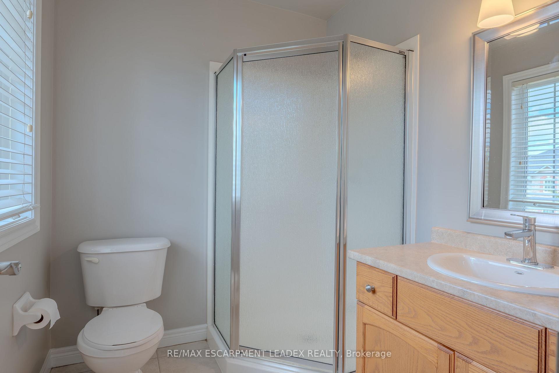 Photo 19 of 26 Olivia Place, Hamilton, Meadowlands — HOMEH