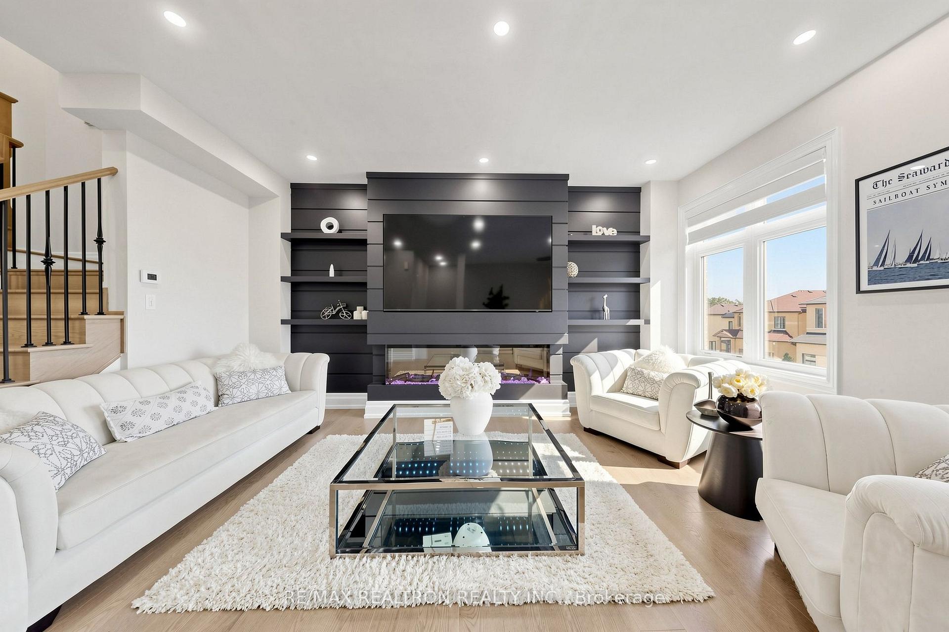 Photo 5 of 1274 Aquarius Trail, Pickering, Rural Pickering — HOMEH