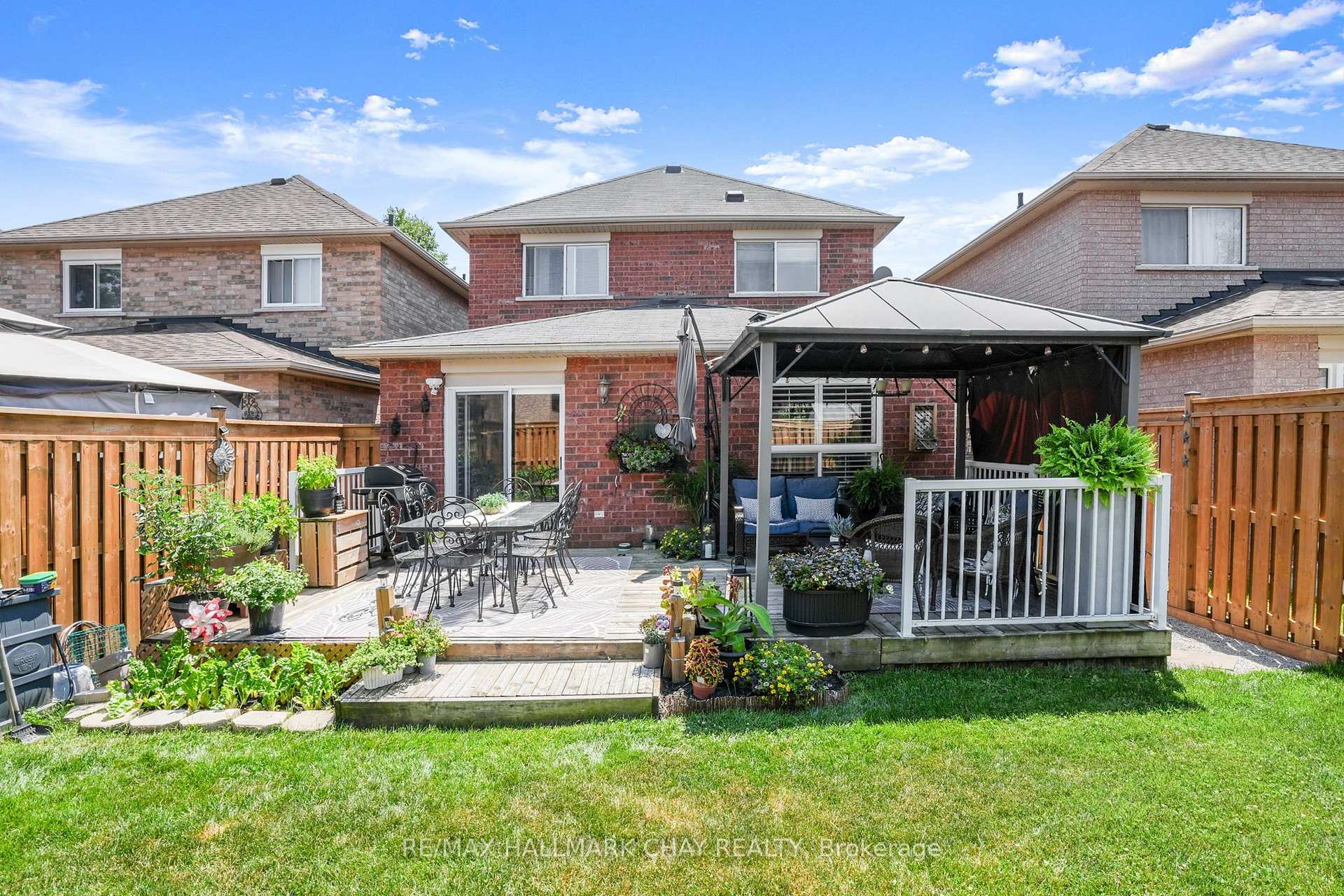 Photo 45 of 110 Henderson Crescent, New Tecumseth, Alliston — HOMEH