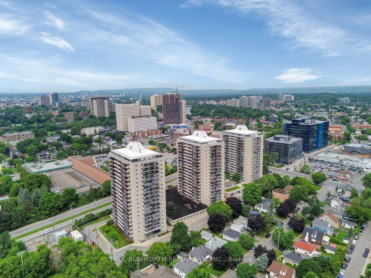 Front of Unit 1905, 158 B Mcarthur Avenue
