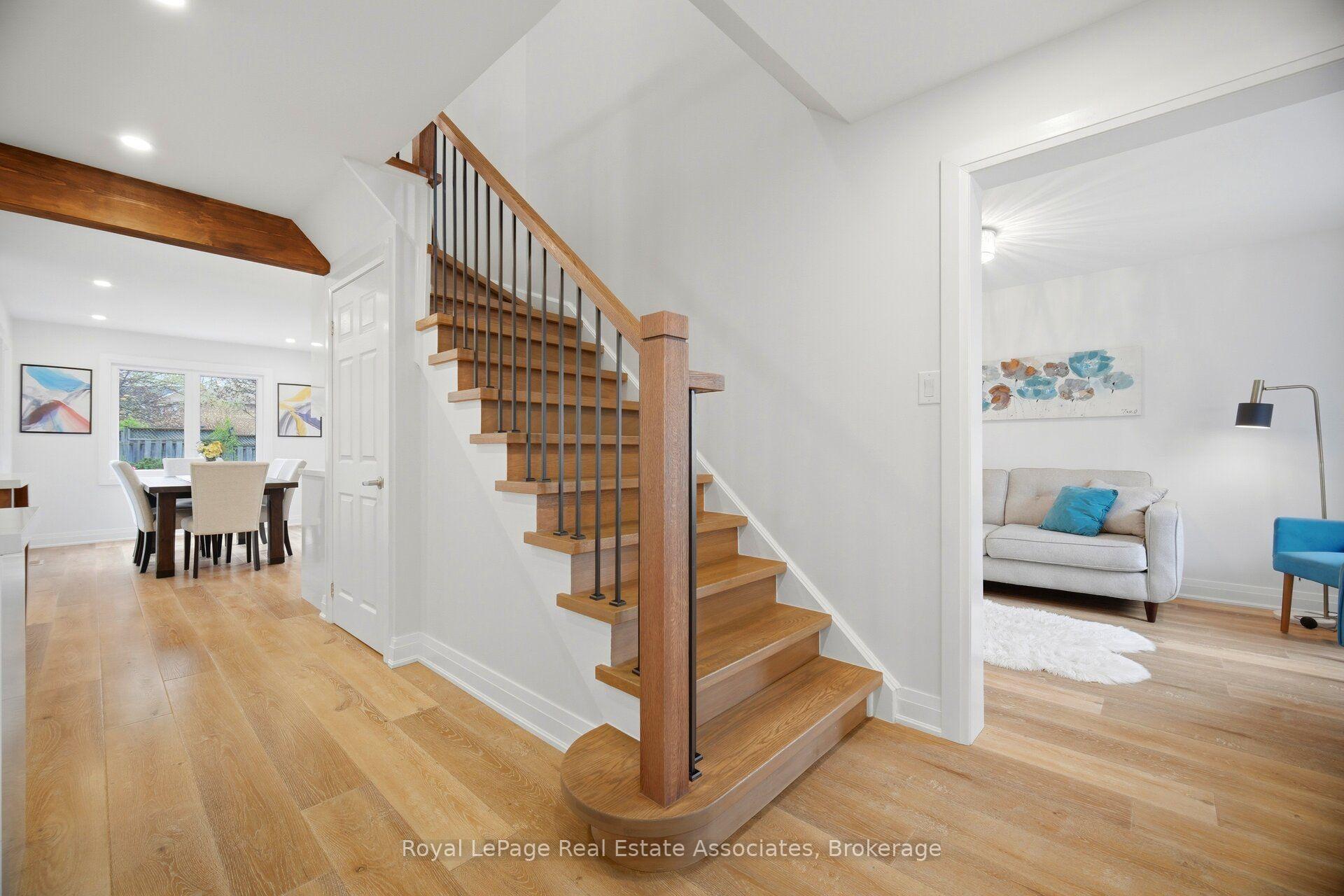 Photo 24 of 225 Barber Drive, Halton Hills, Georgetown — HOMEH