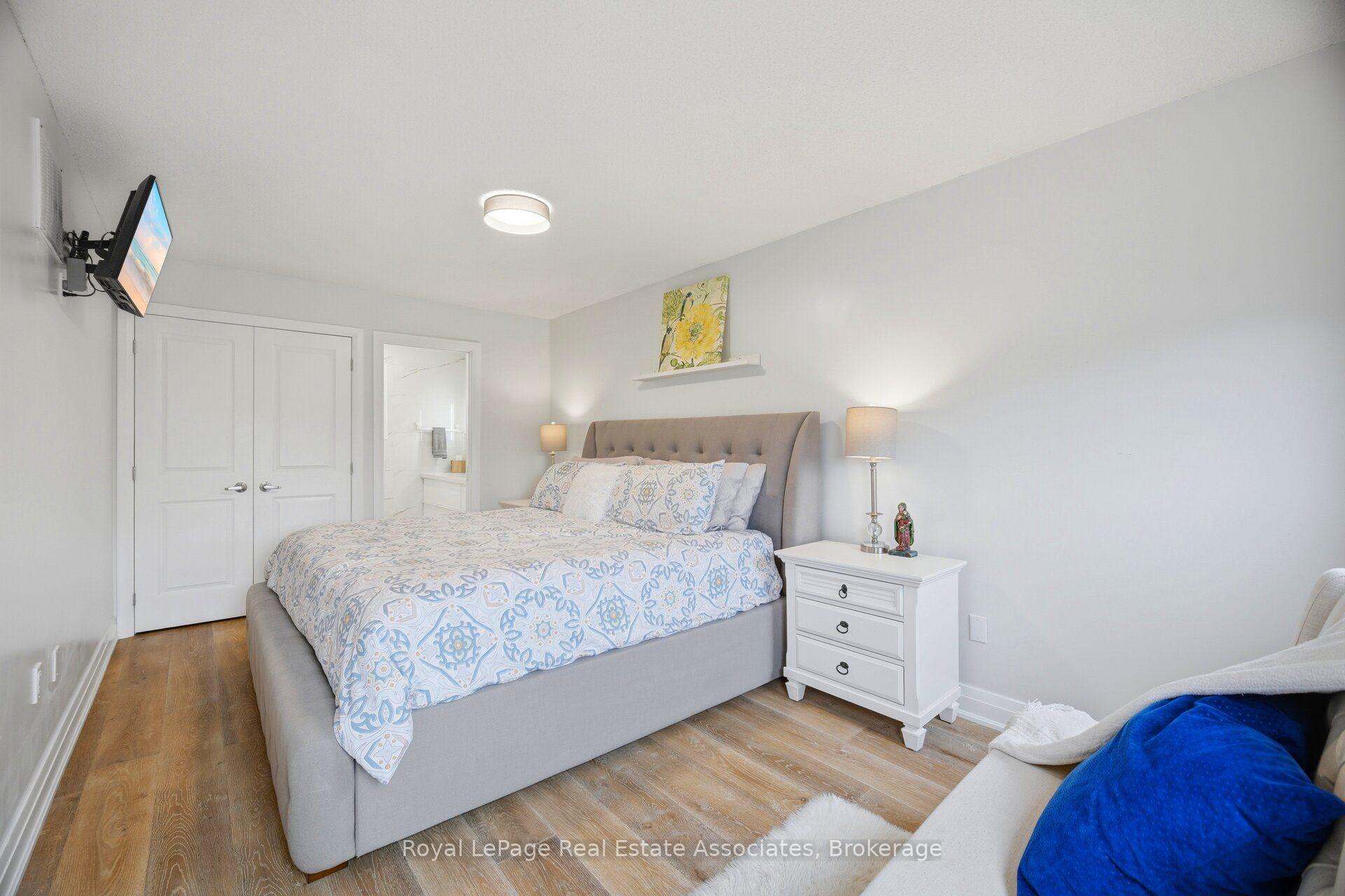 Photo 26 of 225 Barber Drive, Halton Hills, Georgetown — HOMEH