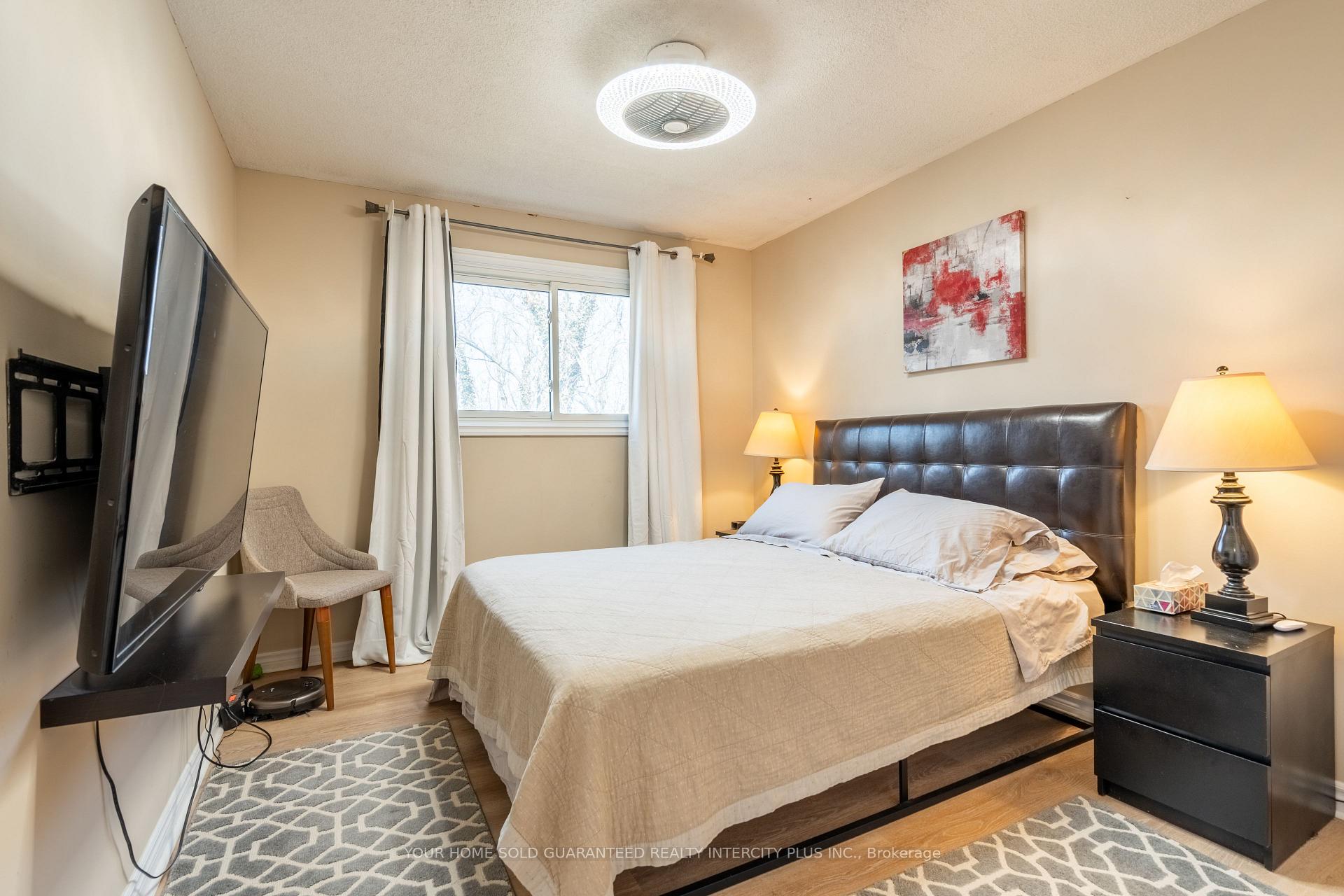Photo 12 of 84 Sandra Crescent, Grimsby, Grimsby East — HOMEH