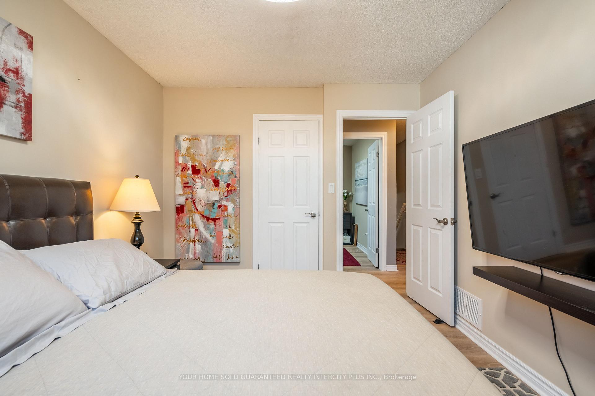 Photo 13 of 84 Sandra Crescent, Grimsby, Grimsby East — HOMEH
