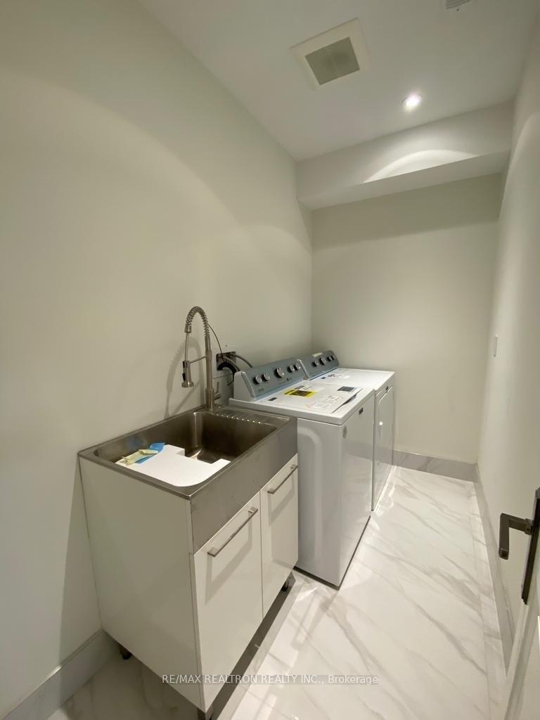 Photo 15 of Unit Lower L, 25 Lancer Drive, Vaughan, Maple — HOMEH