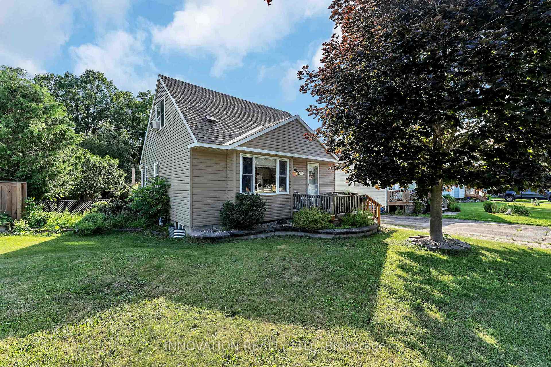 Photo 2 of 144 Francis Street, Renfrew, Renfrew — HOMEH