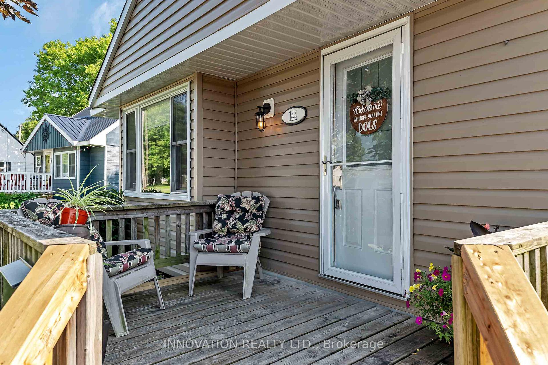 Photo 3 of 144 Francis Street, Renfrew, Renfrew — HOMEH