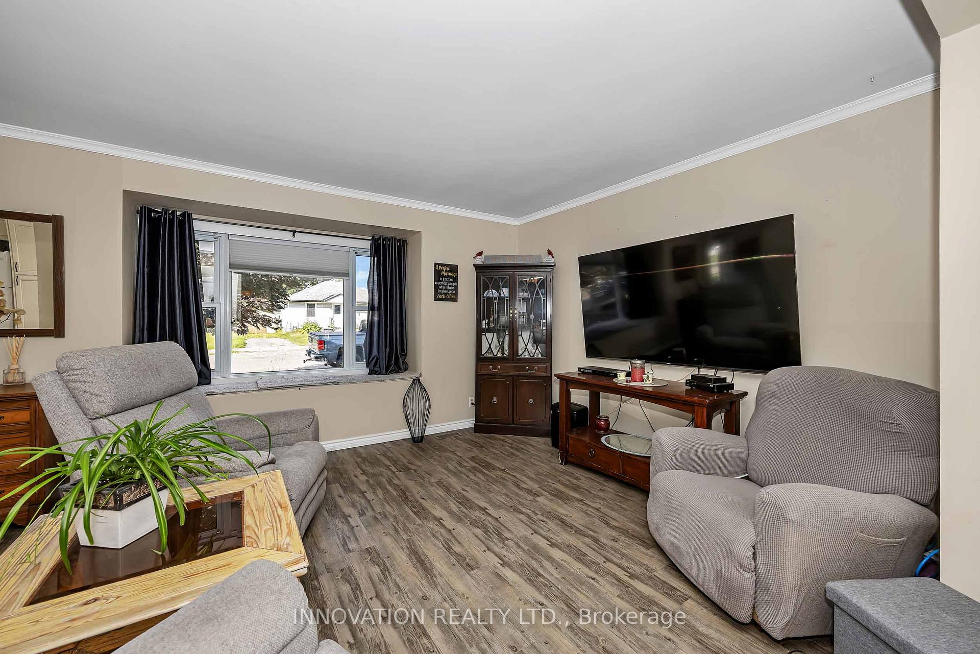 Photo 7 of 144 Francis Street, Renfrew, Renfrew — HOMEH