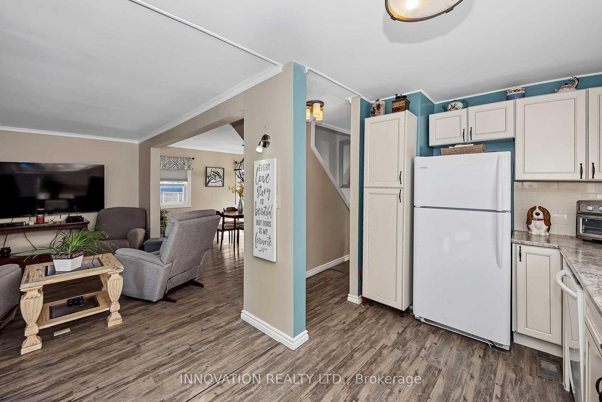 Photo 9 of 144 Francis Street, Renfrew, Renfrew — HOMEH