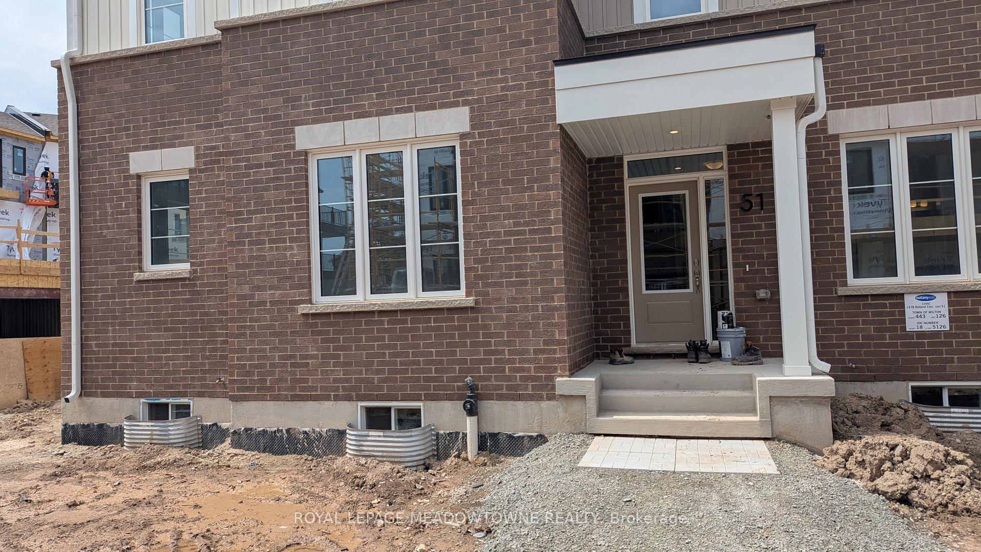 Front of Unit 51, 1478 Rutland Crescent