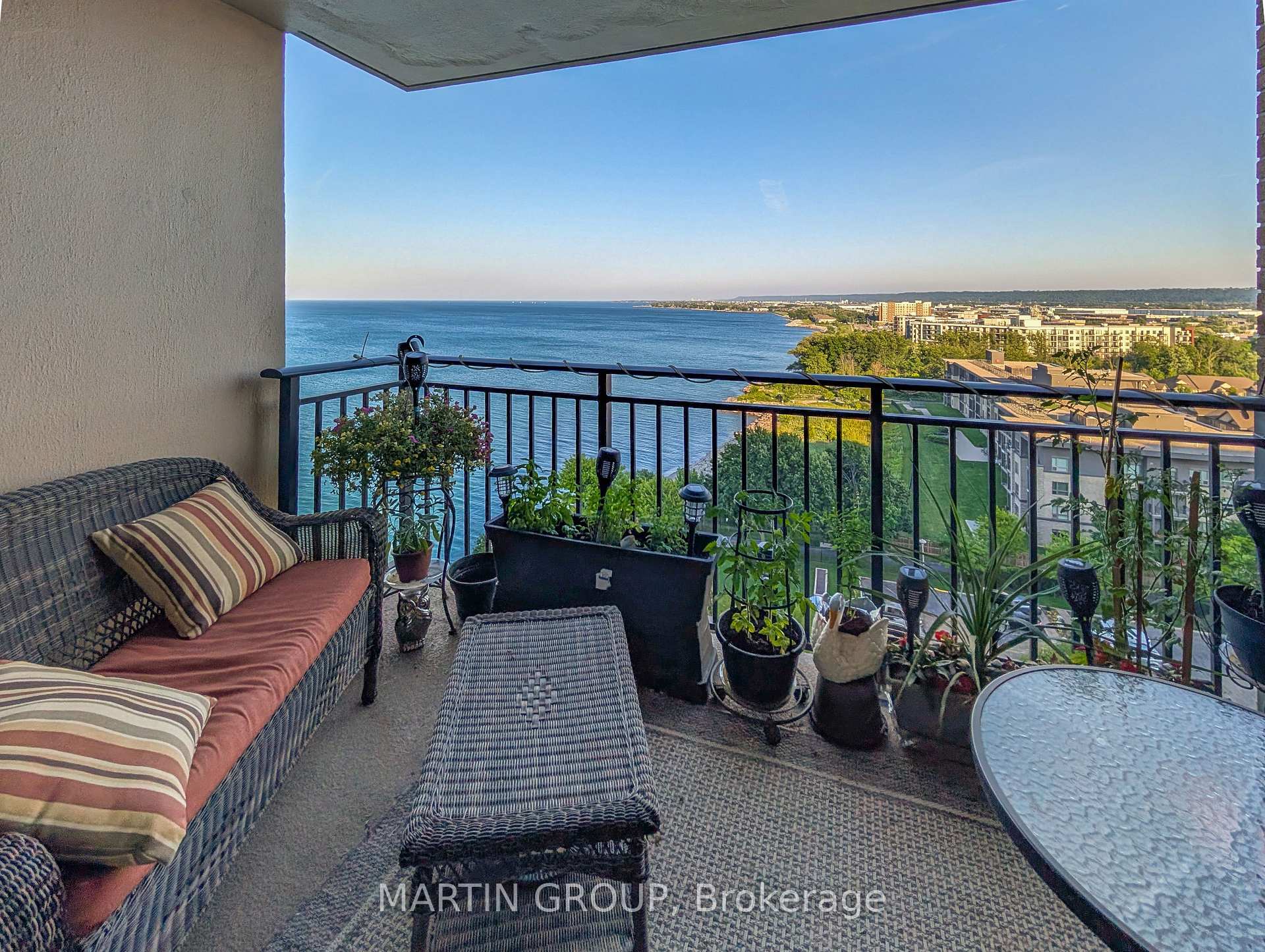 Photo 2 of Unit 1406, 500 Green Road, Hamilton, Lakeshore — HOMEH