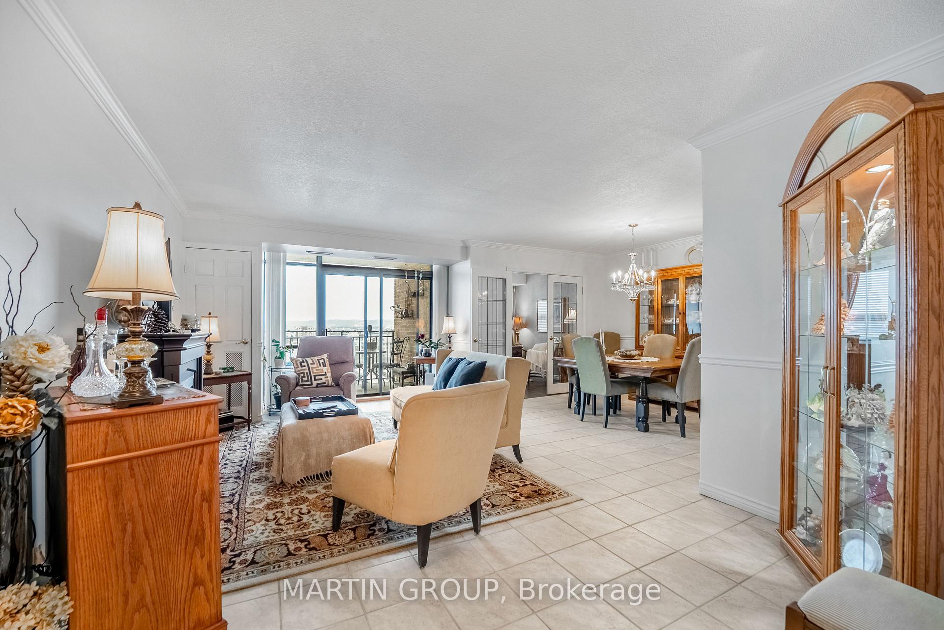 Photo 8 of Unit 1406, 500 Green Road, Hamilton, Lakeshore — HOMEH
