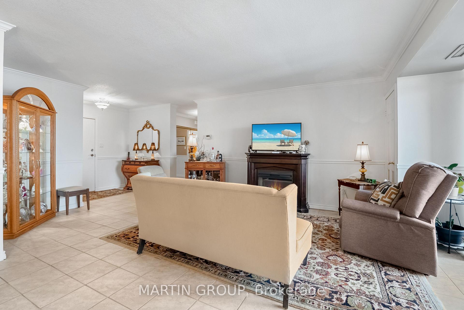 Photo 10 of Unit 1406, 500 Green Road, Hamilton, Lakeshore — HOMEH