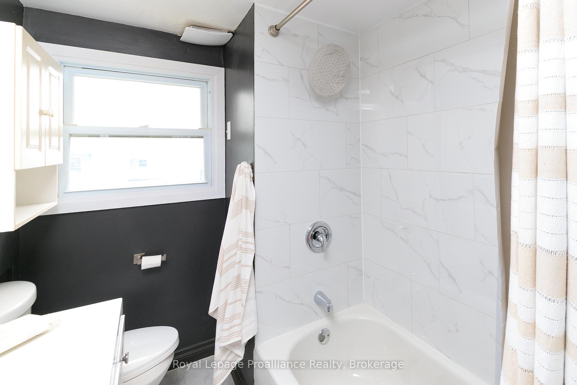 Photo 22 of 83 Moira Street E, Belleville, Belleville Ward — HOMEH