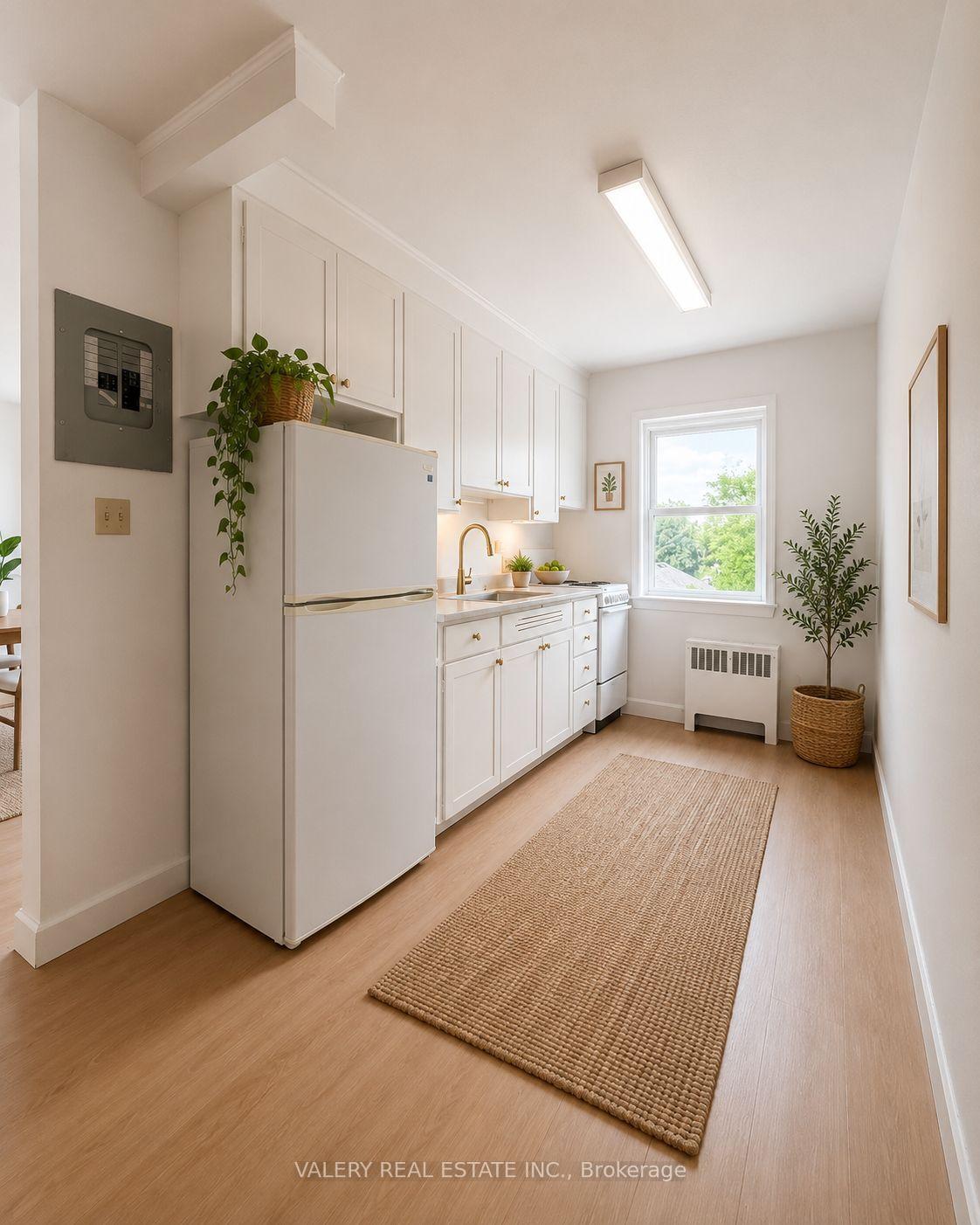Photo 3 of Unit 20, 917 Hamilton Road, London, East M — HOMEH