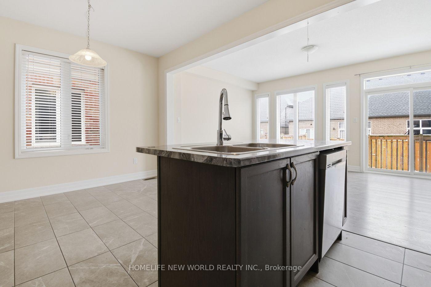 Photo 8 of 9546 Tallgrass Avenue, Niagara Falls, Lyons Creek — HOMEH
