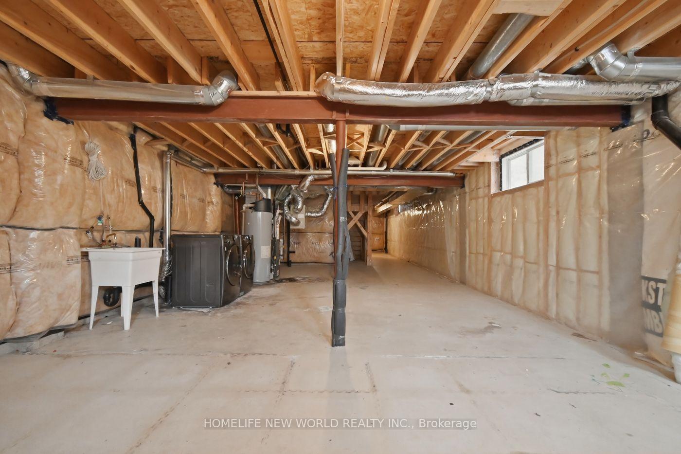 Photo 36 of 9546 Tallgrass Avenue, Niagara Falls, Lyons Creek — HOMEH