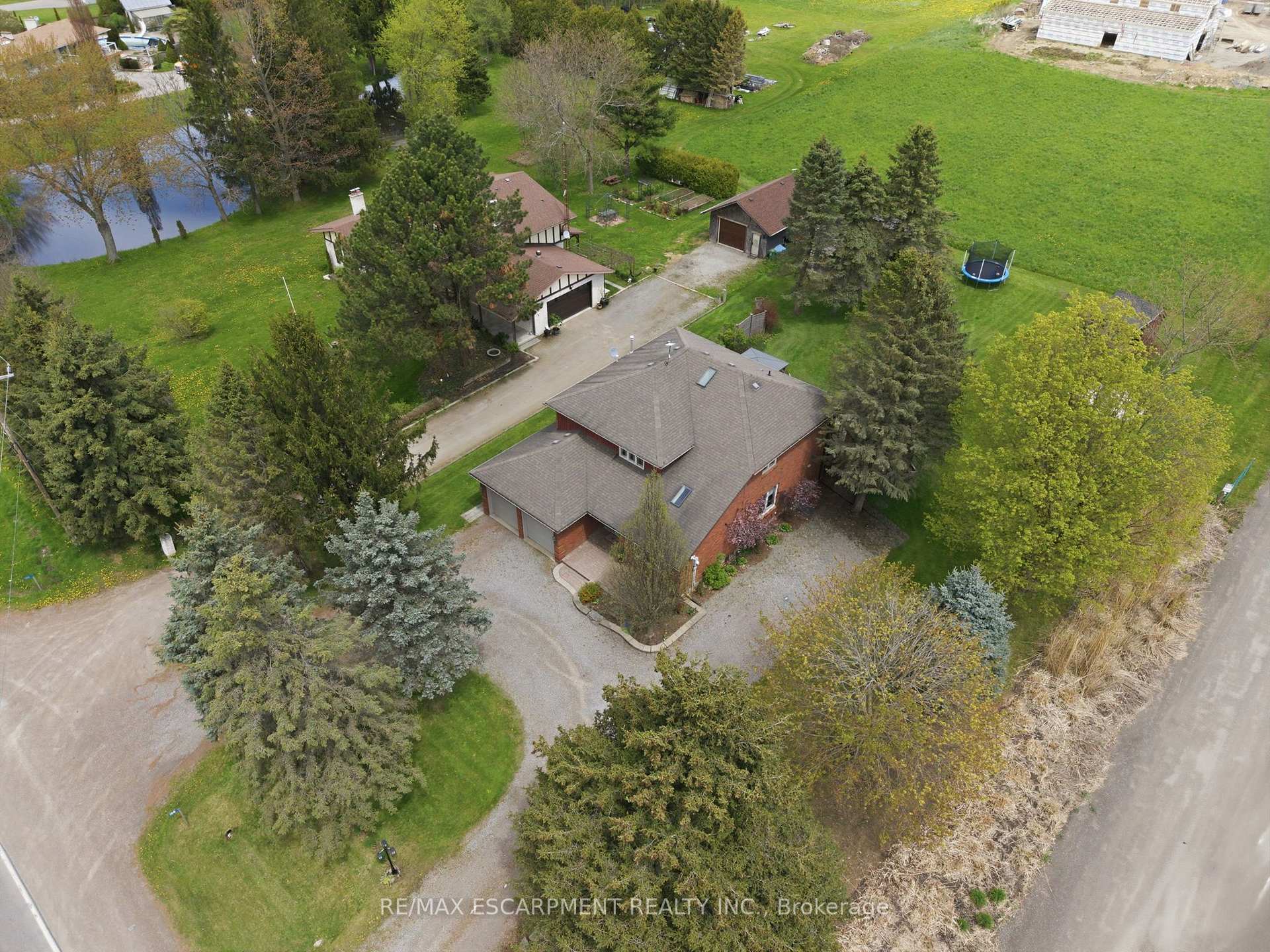 Photo 4 of 108 Highway 52, Hamilton, Rural Flamborough — HOMEH