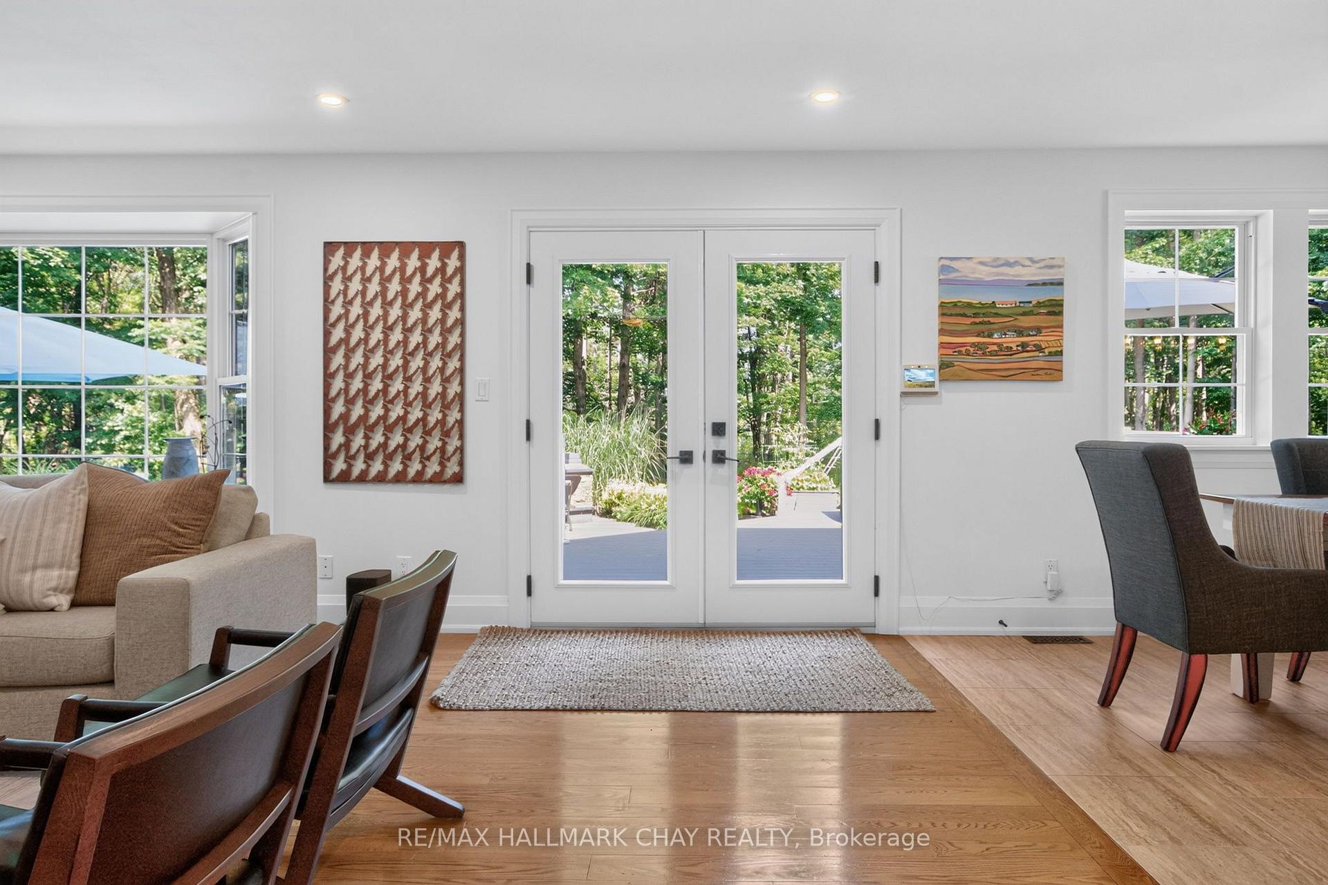 Photo 12 of 18 Pine Lane, Oro-Medonte, Horseshoe Valley — HOMEH