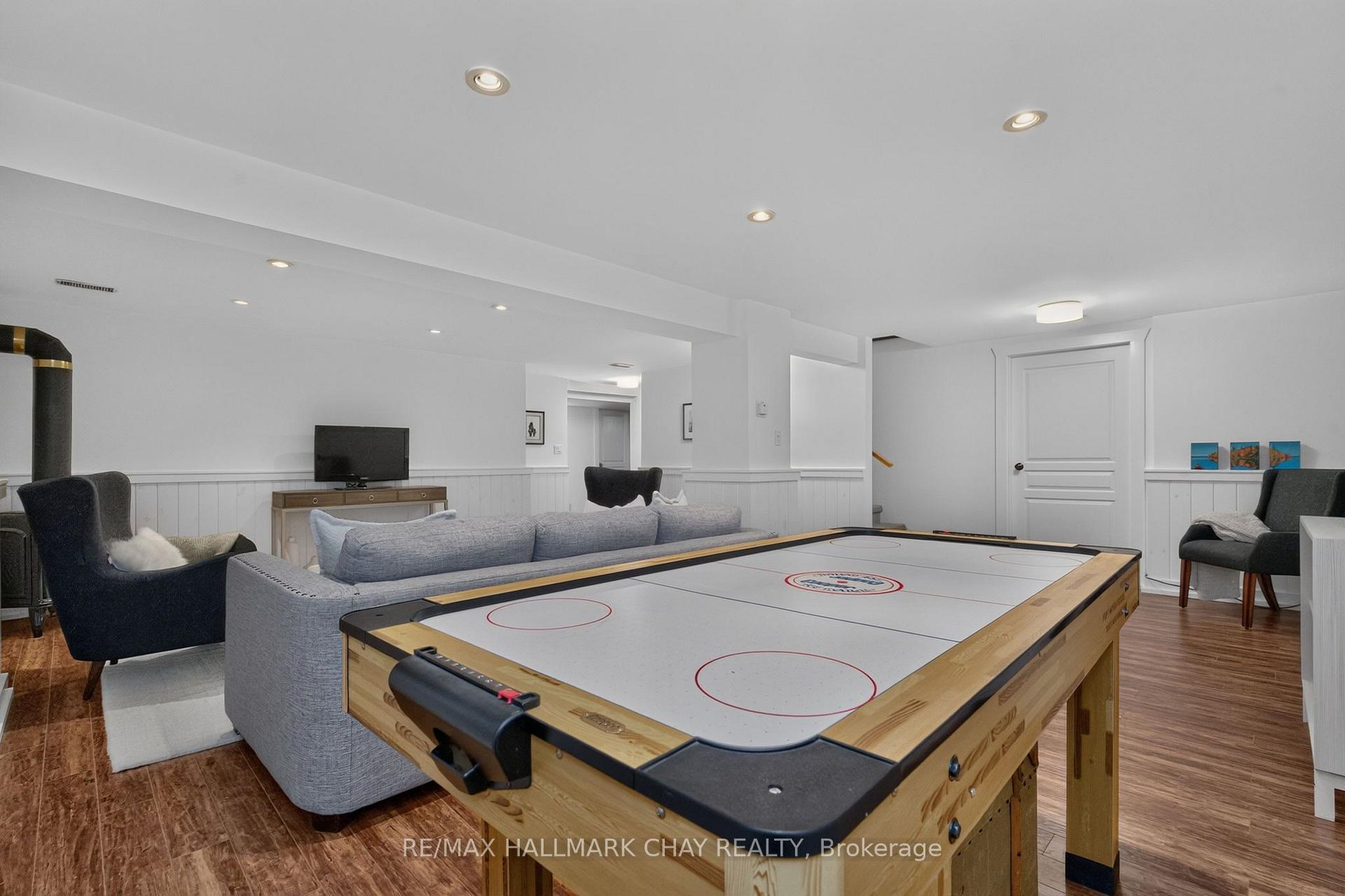 Photo 37 of 18 Pine Lane, Oro-Medonte, Horseshoe Valley — HOMEH